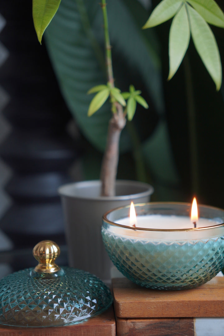 Lofinda Luxury's Sinmi (Relax) Candle