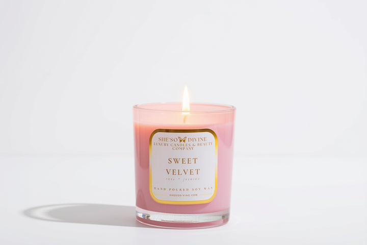 SHE'SO DIVINE Sweet Velvet Candle